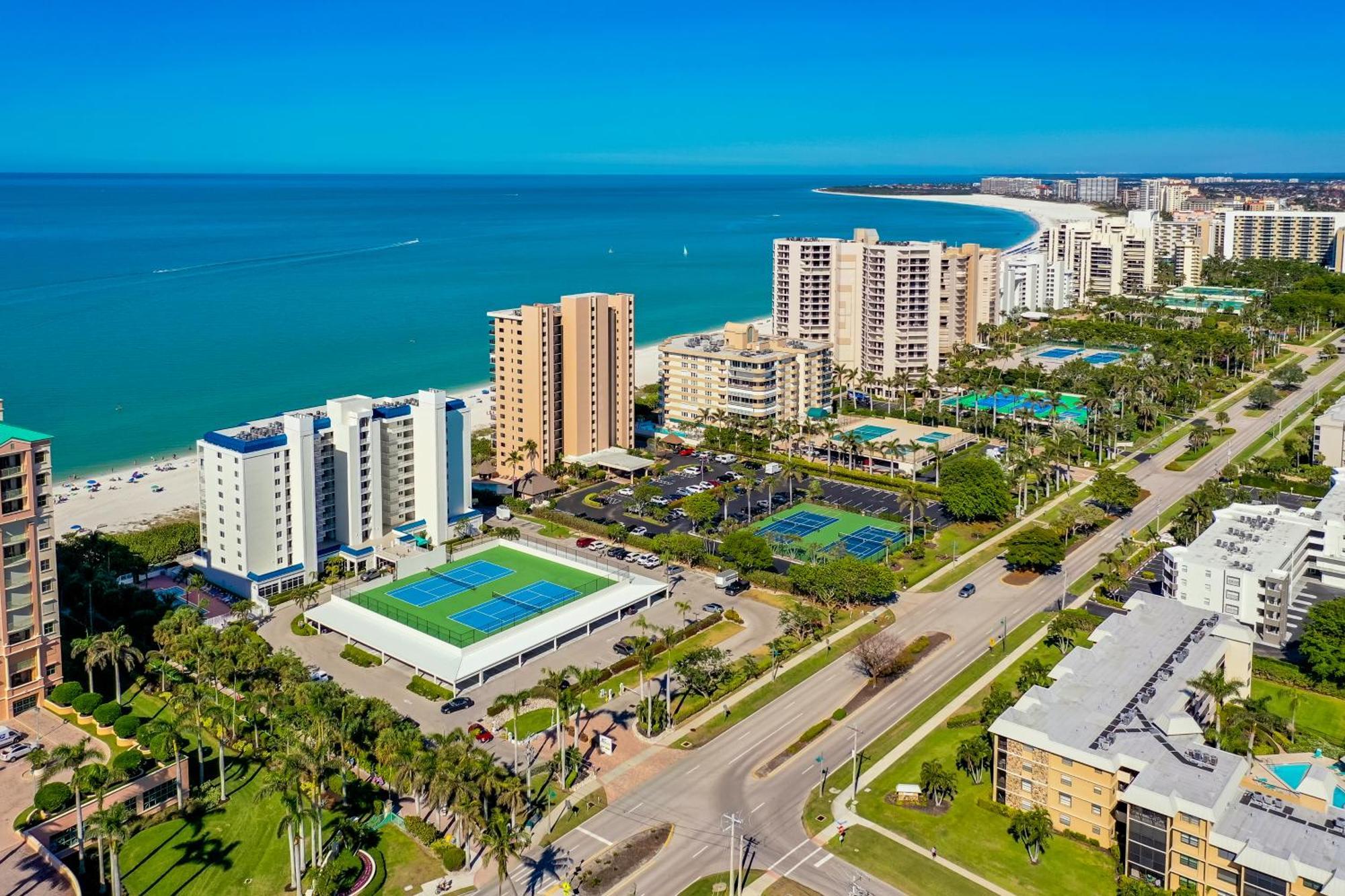 Recently Renovated Beachfront Gem In Paradise! Marco Island Exterior photo